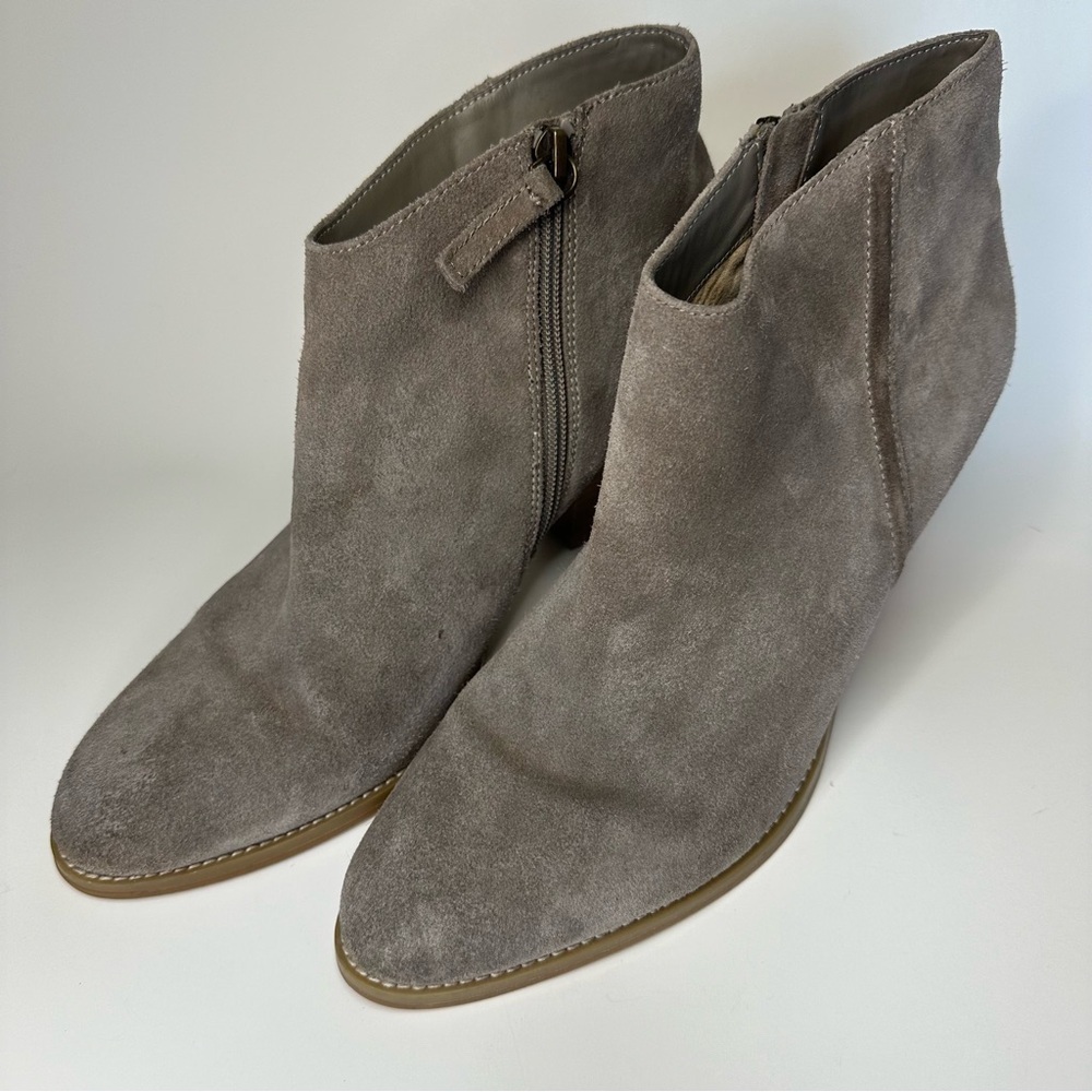 Susina Boots Women's 9.5 M Zipper Ankle Booties Suede Leather Block Heels Boho